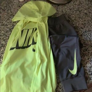 Boys Nike outfit size 7